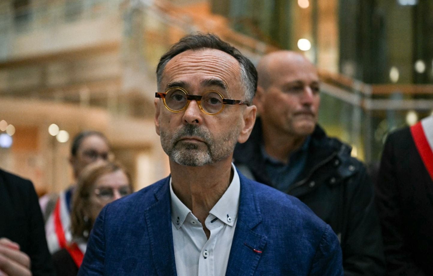 Mariage sous OQTF : Ménard défie l'État français et assume son refus devant la justice