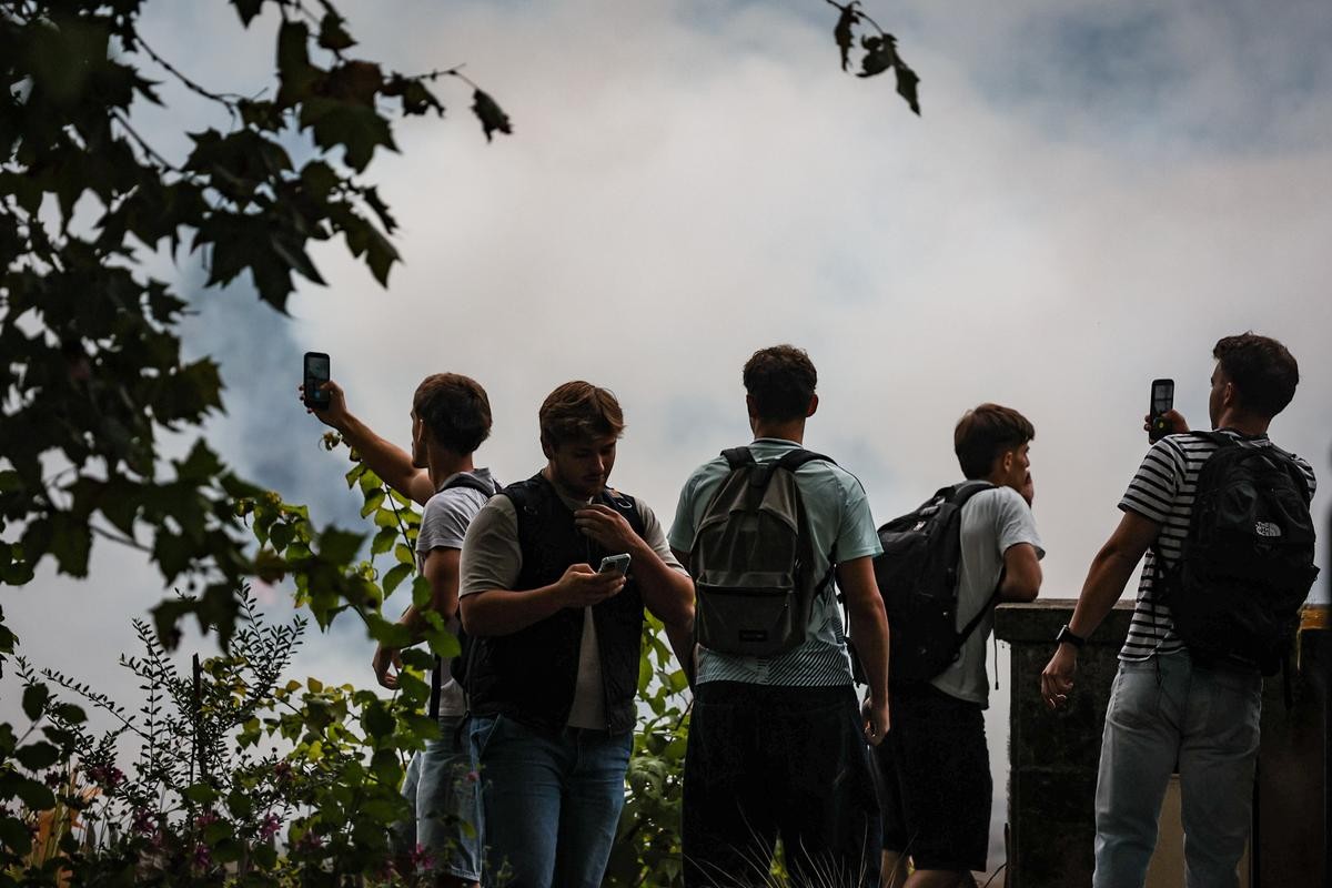 Blocus des lycées en France : la jeunesse paie-t-elle encore le prix de la politique ?